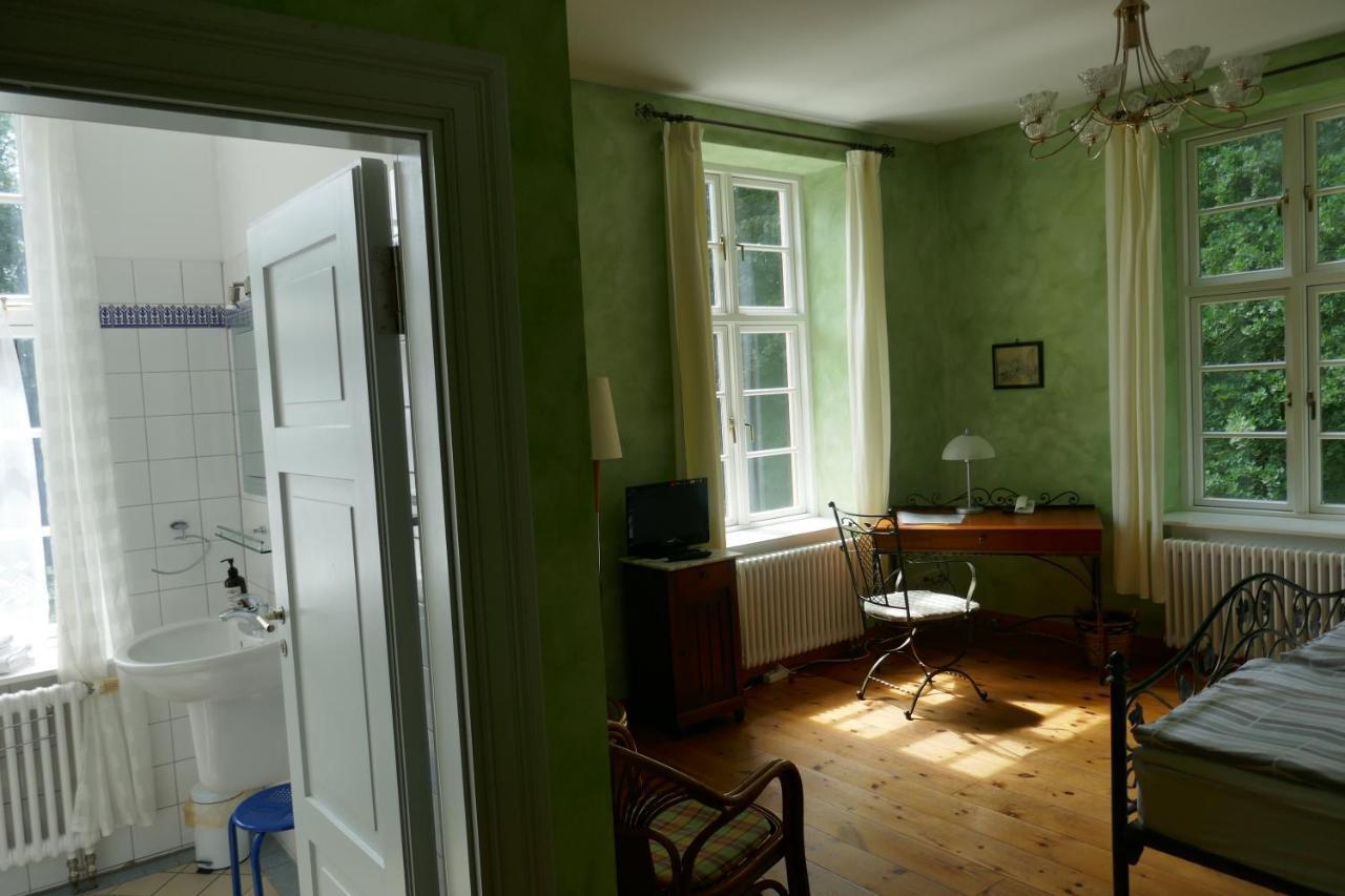 Landhaus Schloss Koelzow Kolzow Exterior foto