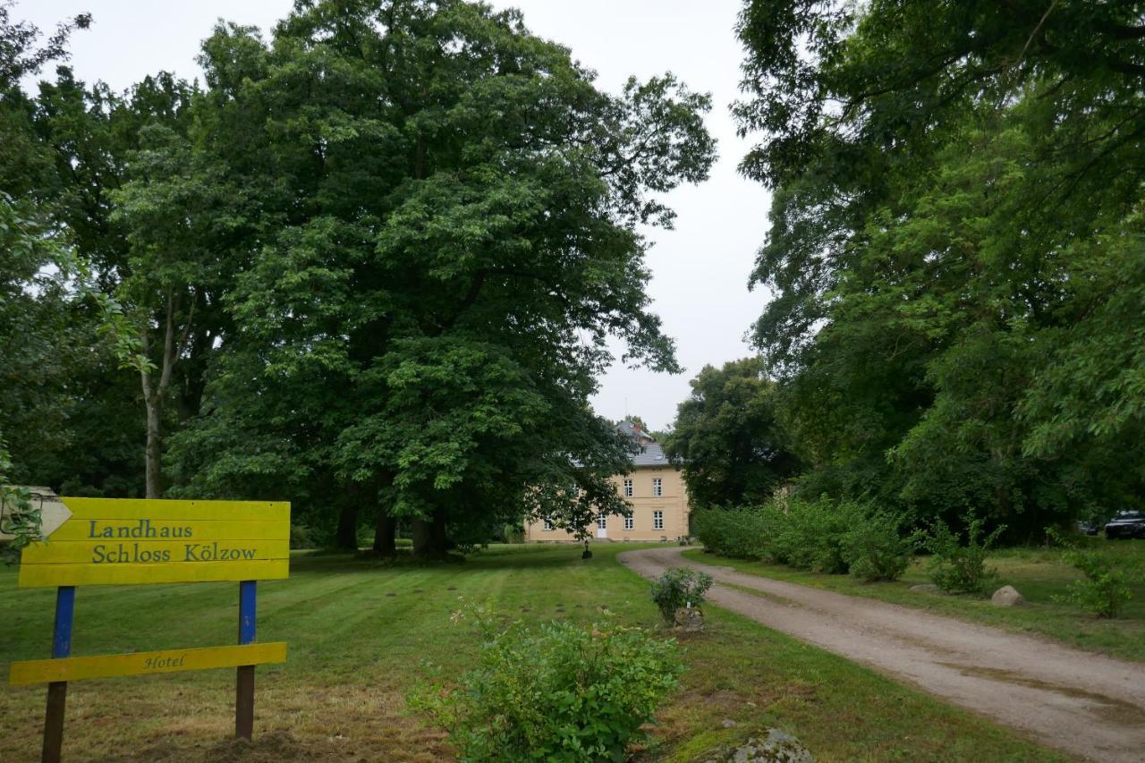 Landhaus Schloss Koelzow Kolzow Exterior foto