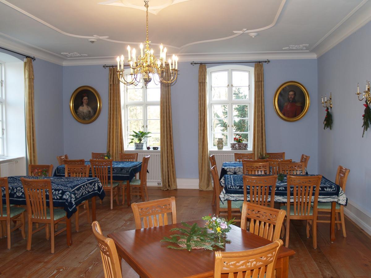 Landhaus Schloss Koelzow Kolzow Exterior foto